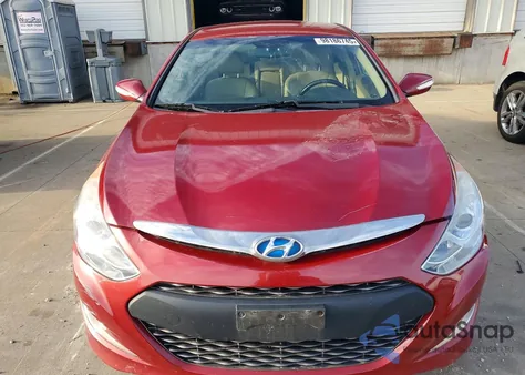 2013 Hyundai Sonata Hybrid z USA, uszkodzony, nr VIN KMHEC4A46DA081667